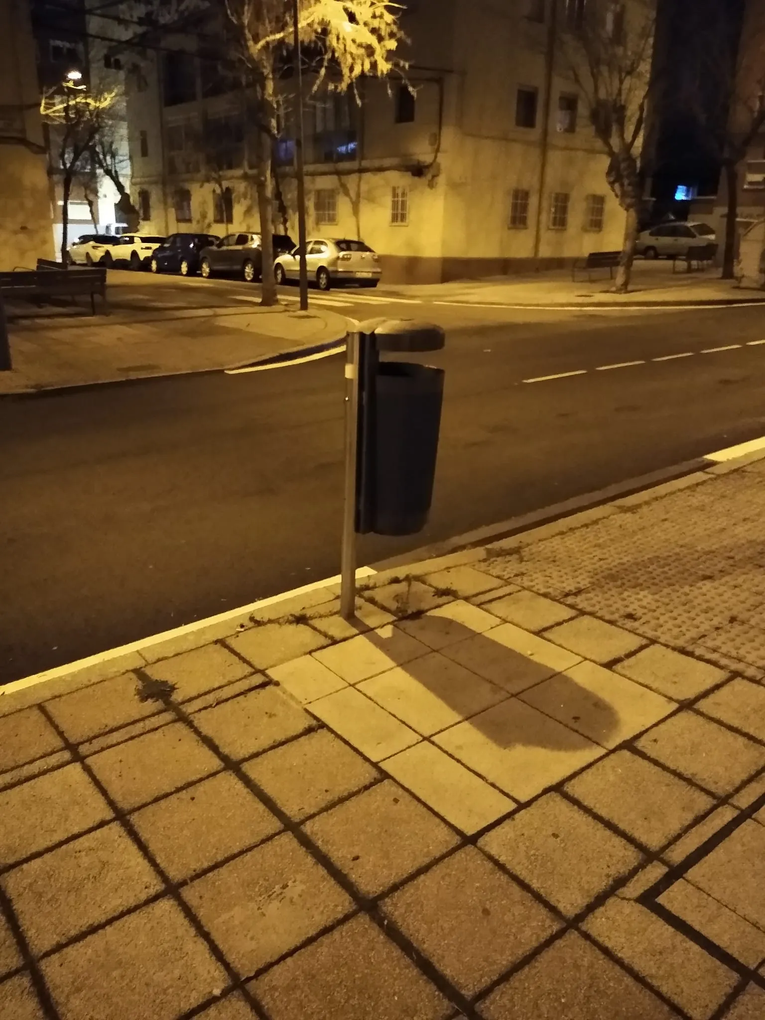 Foto 11 - FOTOS | Quejas por los nueve pasos de cebra del Barrio Vidal, que siguen sin pintar dos meses despu&eacute;s del asfaltado