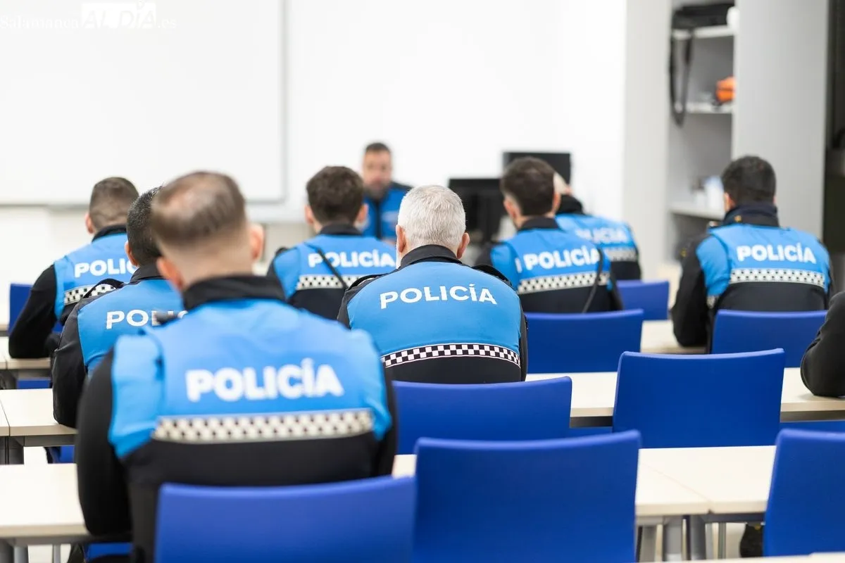 Una noche de patrulla con la Policía Local de Salamanca | Fotos: David Sañudo