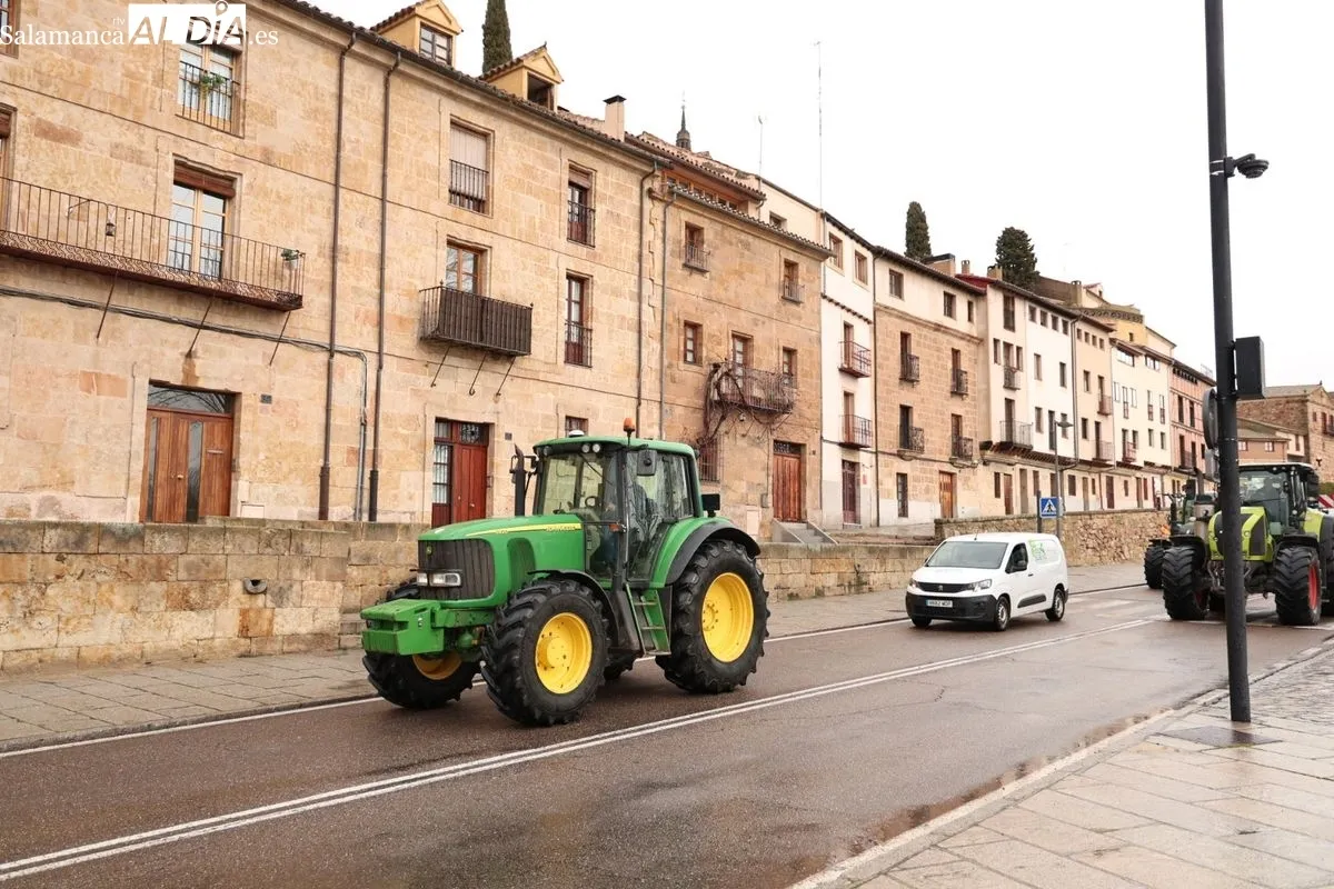  El campo salmantino se movilización una gran tractorada contra el acuerdo de Mercosur y la PAC | FOTOS: David Sañudo