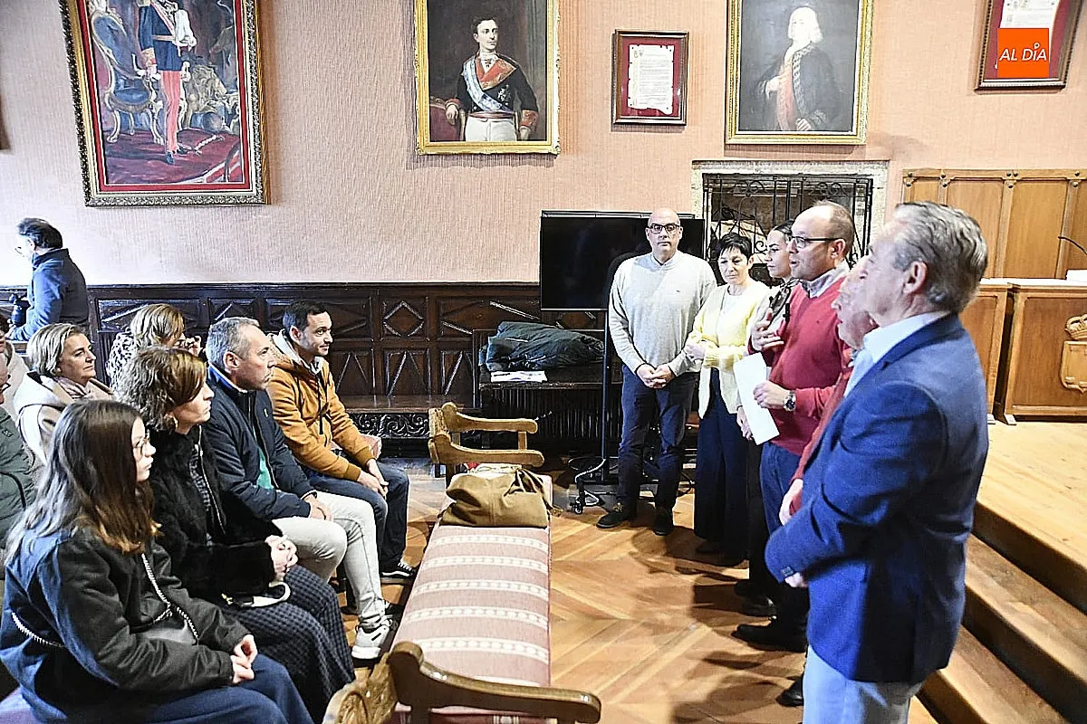Foto 3 - Ciudad Rodrigo reconoce las mejores decoraciones del X Concurso  de decoraci&oacute;n navide&ntilde;a