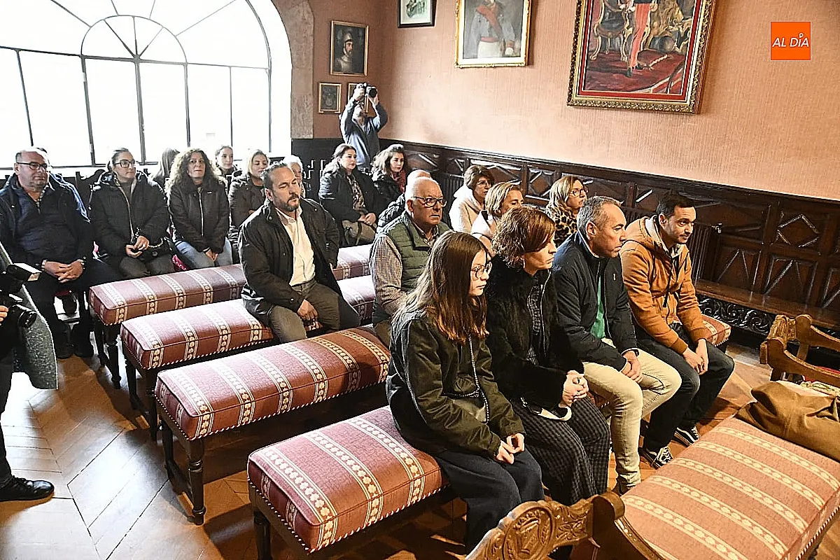 Foto 2 - Ciudad Rodrigo reconoce las mejores decoraciones del X Concurso  de decoraci&oacute;n navide&ntilde;a