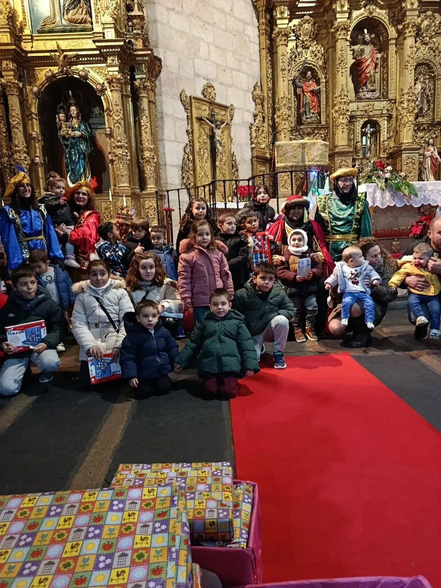 Visita de los Reyes Magos a Aldeadávila de la Ribera