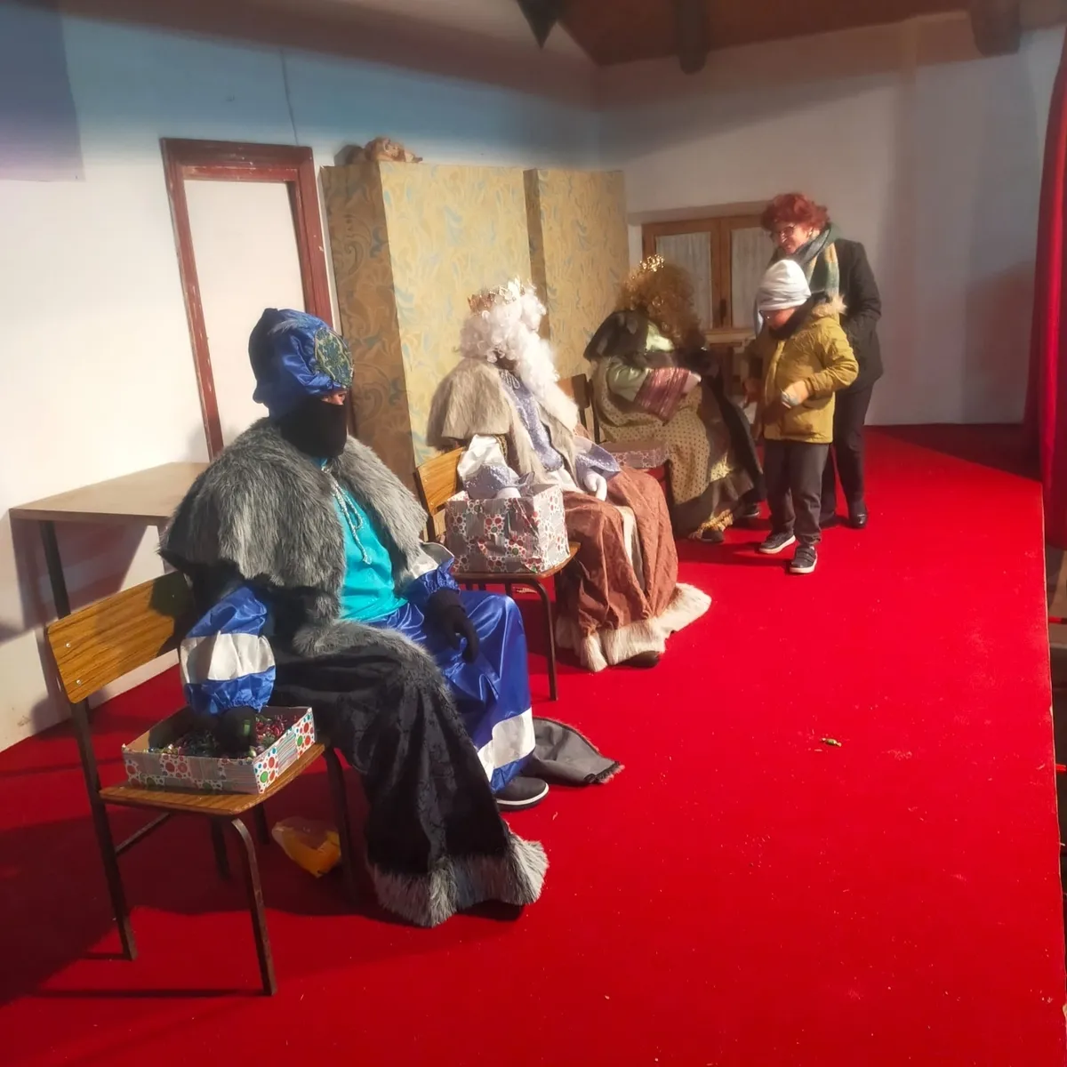 Visita de los Reyes Magos a Peralejos de Abajo 