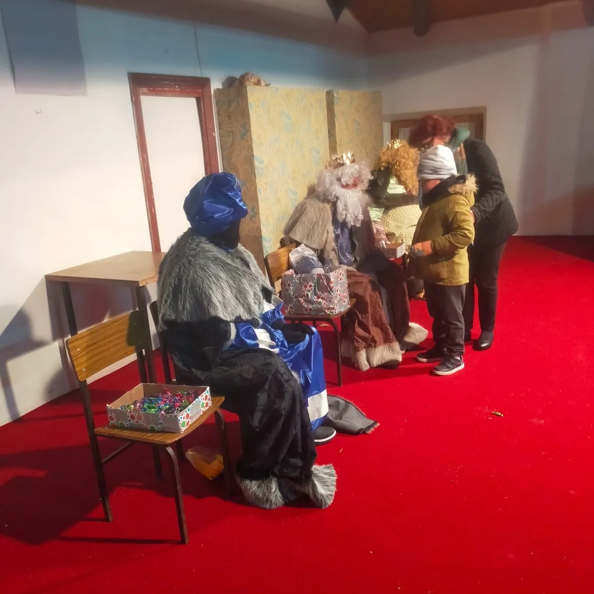 Visita de los Reyes Magos a Peralejos de Abajo 