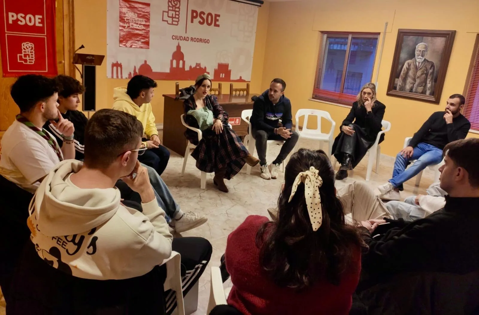 Reunión del PSOE con las asociaciones juveniles de Ciudad Rodrigo 