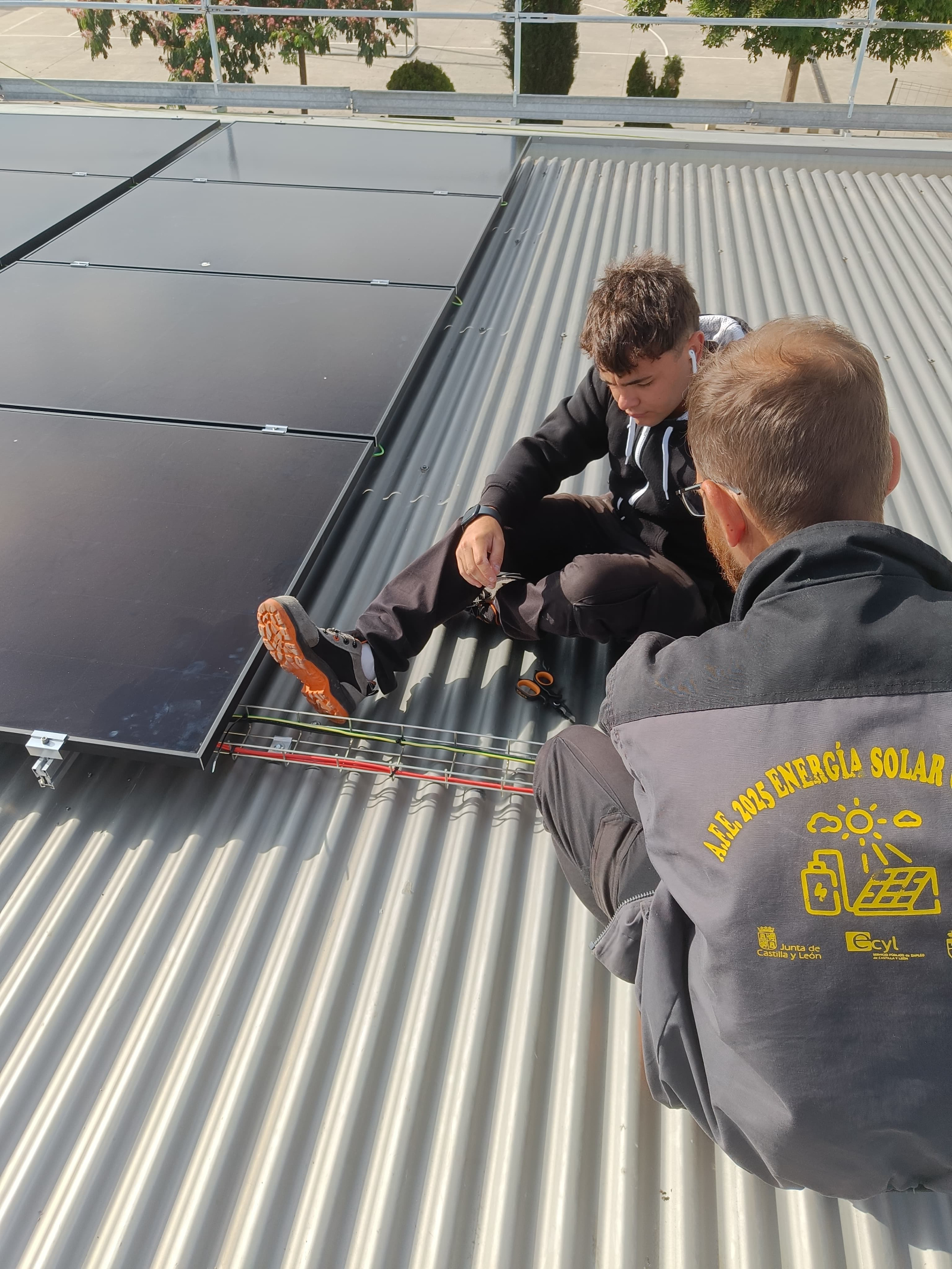 Empleo en Carbajosa: formación para instalar placas solares