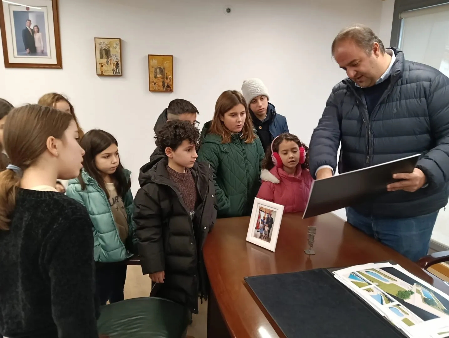 El Consejo de la Ciudad de los niños y las niñas celebra su primera reunión oficial en Guijuelo