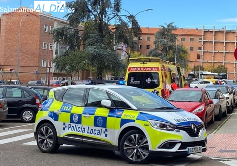 Herida una mujer de 42 años al chocar dos turismos en la Cuesta de San Blas de Salamanca