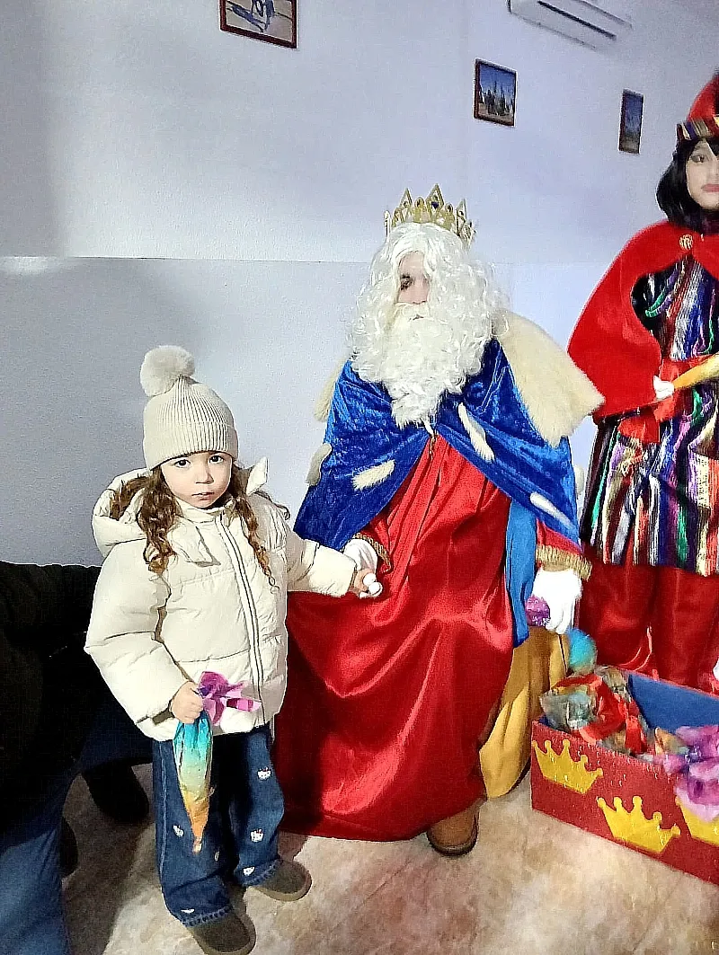 Los más pequeños de El Bodón reciben a los Reyes Magos