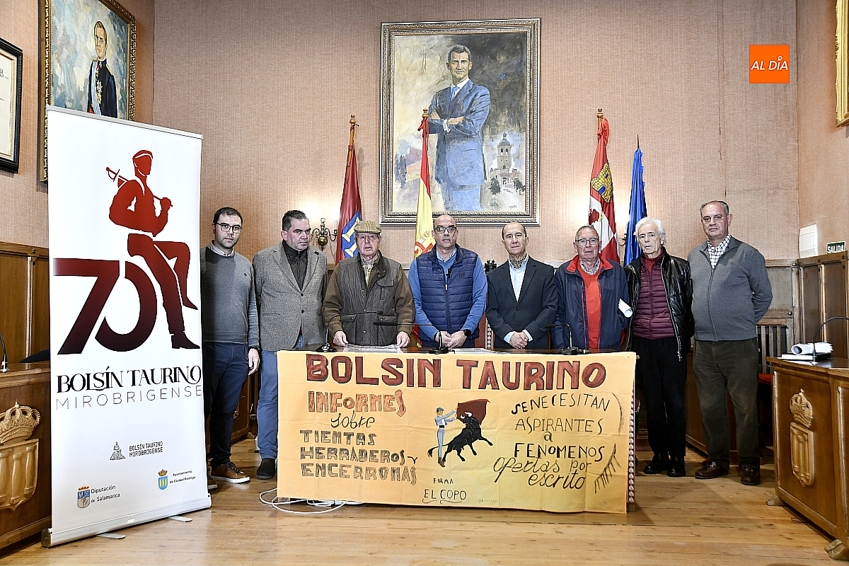 El Ayuntamiento homenajea al Bolsín en el cartel del Carnaval de Ciudad Rodrigo
