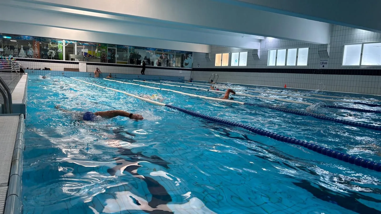Foto 5 - El triatl&oacute;n solidario navide&ntilde;o desaf&iacute;a al fr&iacute;o y se convierte en un &eacute;xito de participaci&oacute;n y compromiso social