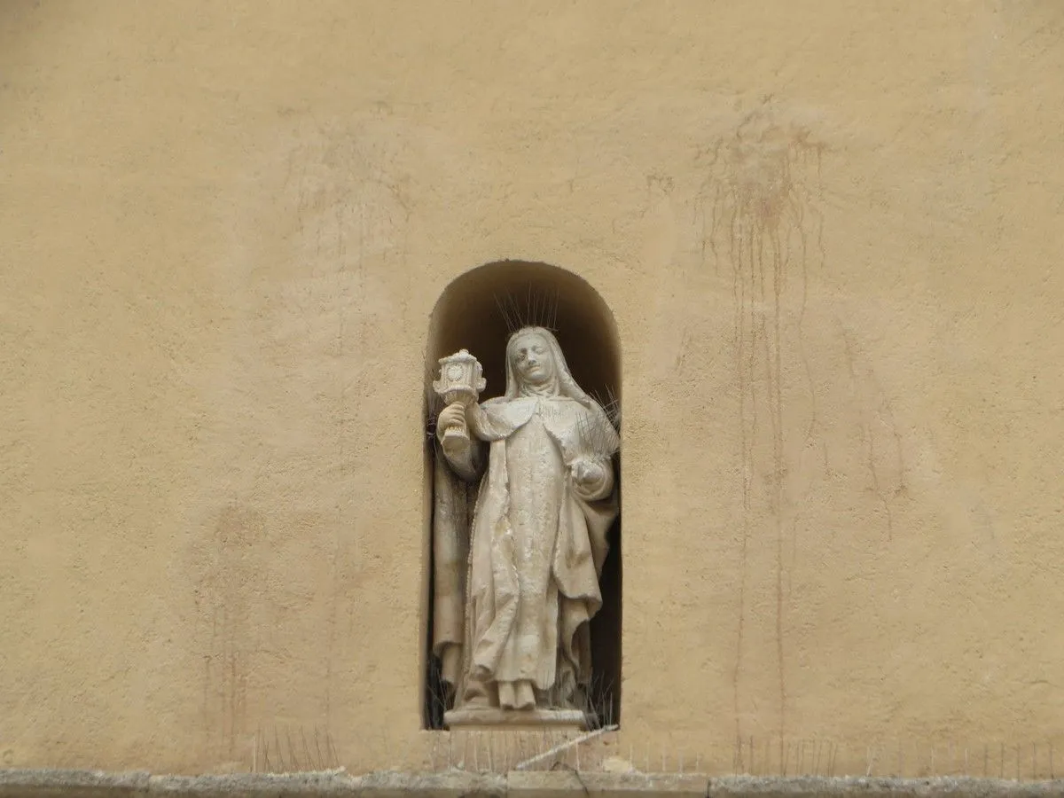 La asociación Ciudadanos por la Defensa del Patrimonio alerta del deterioro del Convento de las Claras. Fotos ACDP