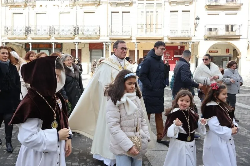 Foto 2 - Los ni&ntilde;os vuelven a ser protagonistas en la procesi&oacute;n del Ni&ntilde;o Jes&uacute;s de Praga 