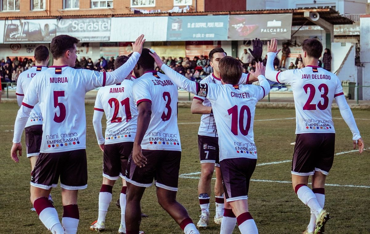 Salamanca UDS - Coruxo: un partido clave por el playoff