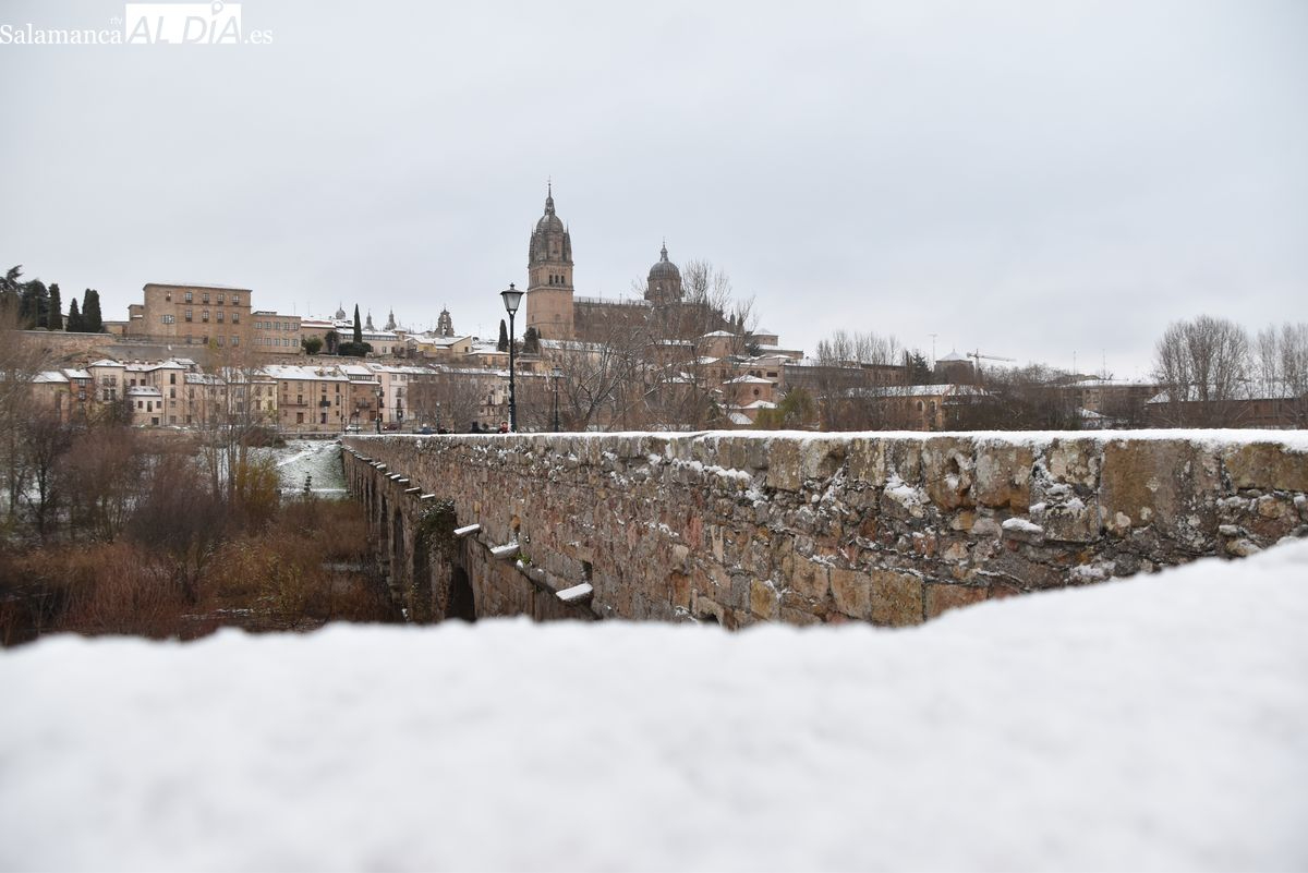 Nieve en Salamanca: la ciudad, protagonista en TV nacionales
