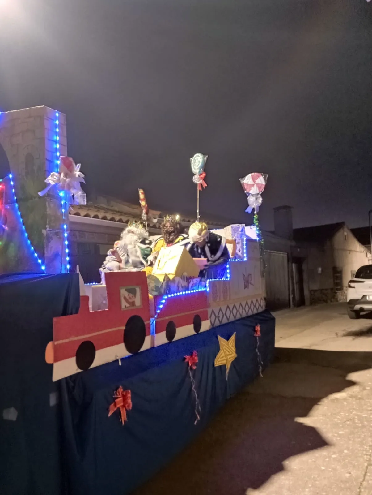 Foto 4 - Villar de Ciervo y Aldea del Obispo premian la creatividad infantil en su XIX Muestra de Navidad