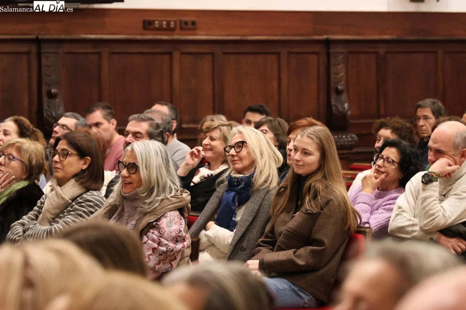 Peridis presenta 