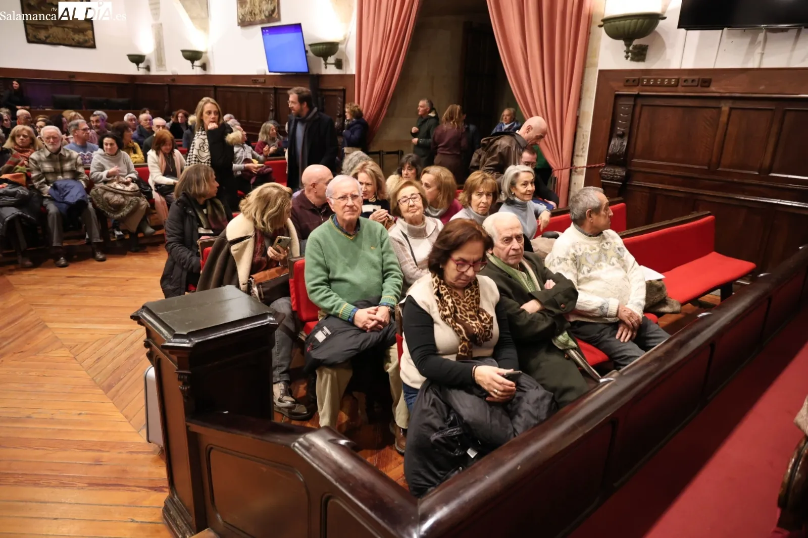 Peridis presenta 