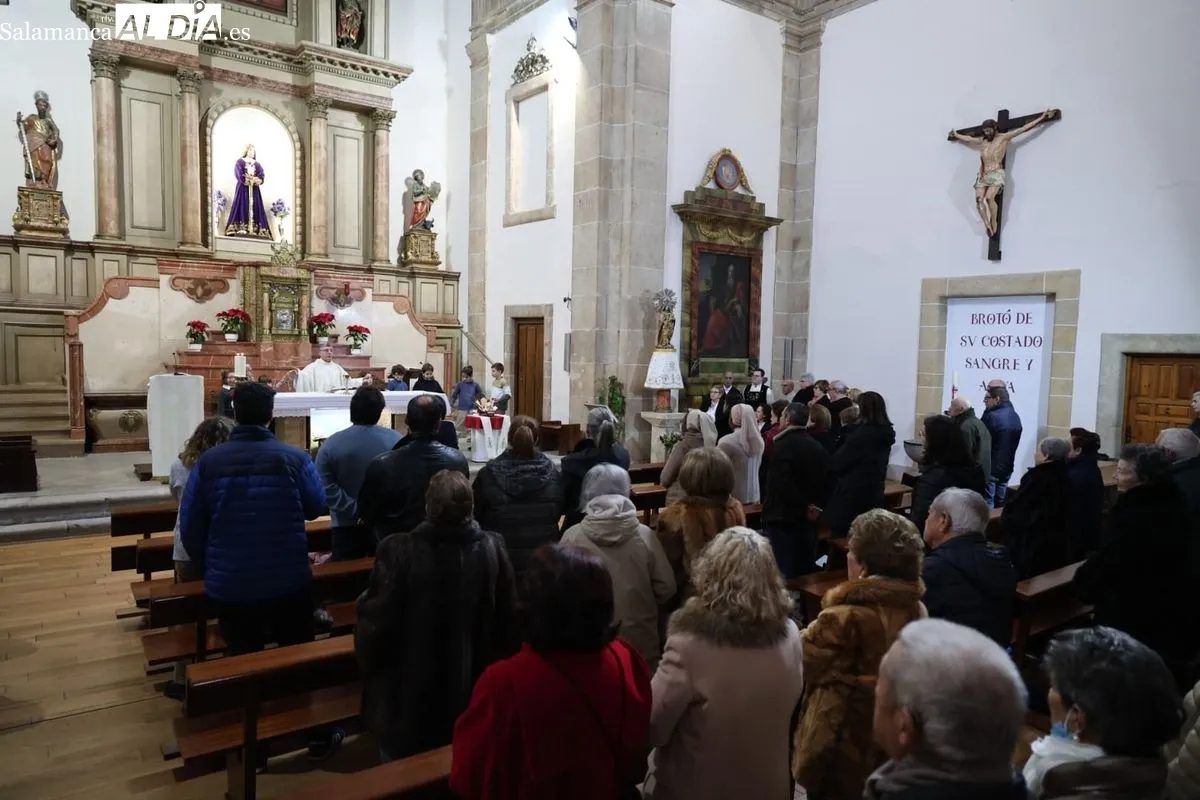 El barrio antiguo de Salamanca  celebra su XXXIV Día del Aguinaldo | FOTOS: David Sañudo 