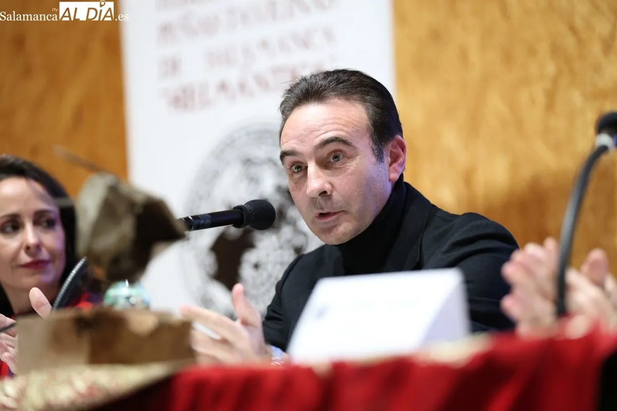 Coloquio de Enrique Ponce en recuerdo a Julio Robles | FOTOS: David Sañudo 
