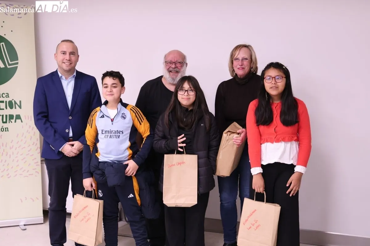 Entregados los premios del VI Salón del Libro Infantil y Juvenil | FOTOS: David Sañudo 