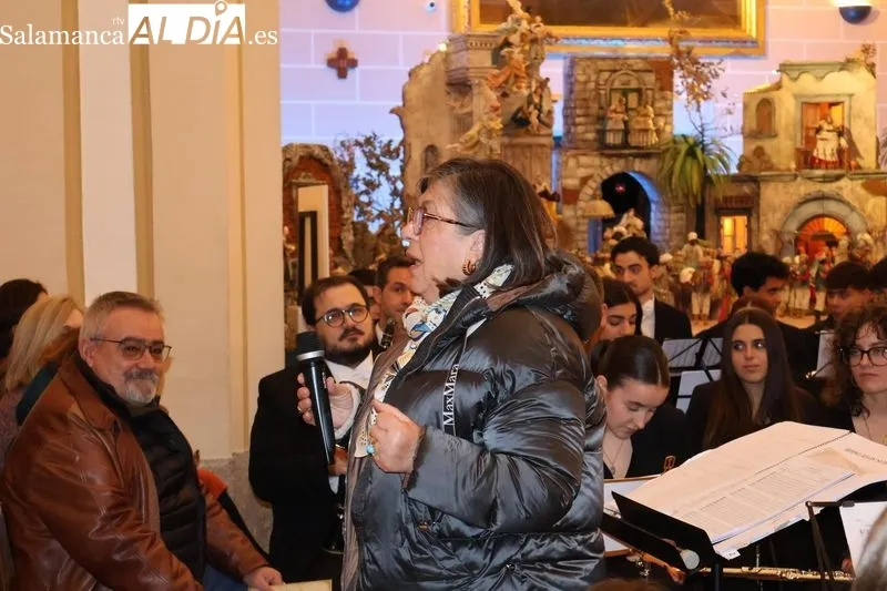 Foto 8 - La m&uacute;sica y la palabra sellan el proceso can&oacute;nico de Santa Teresa 