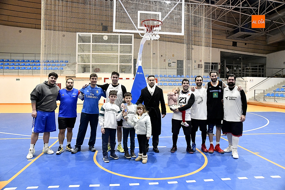 Pabellón de Deportes Eladio Jiménez fue escenario, durante los días 2 y 3 de enero, de un vibrante torneo navideño de baloncesto en modalidad 3x3 q