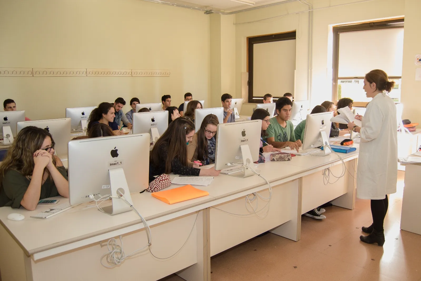La USAL estrena un sistema de IA para entrenar la empatía médica