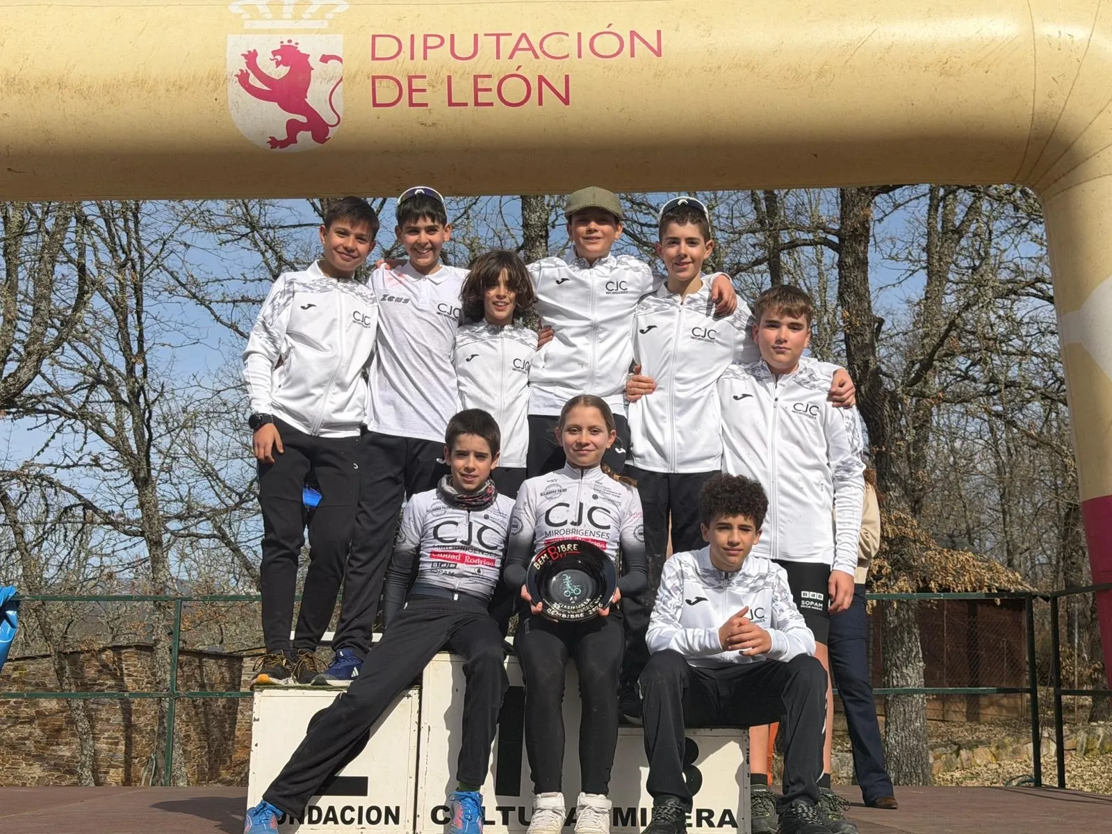 Club Jóvenes Ciclistas Mirobrigense en la VI prueba XCO-BTT