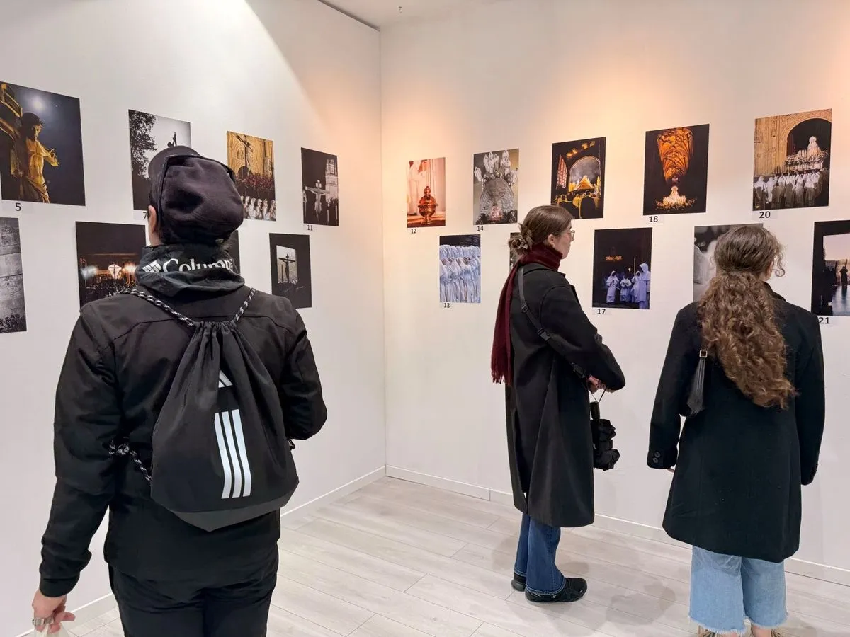 Foto 8 - El Tormes muestra las im&aacute;genes que aspiran al cartel de la Hermandad del Cristo del Amor y Paz (Fotos) 