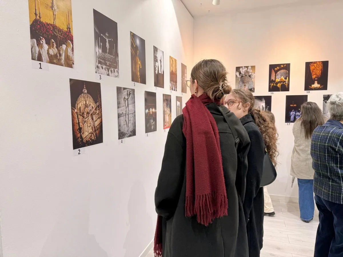 Foto 5 - El Tormes muestra las im&aacute;genes que aspiran al cartel de la Hermandad del Cristo del Amor y Paz (Fotos) 