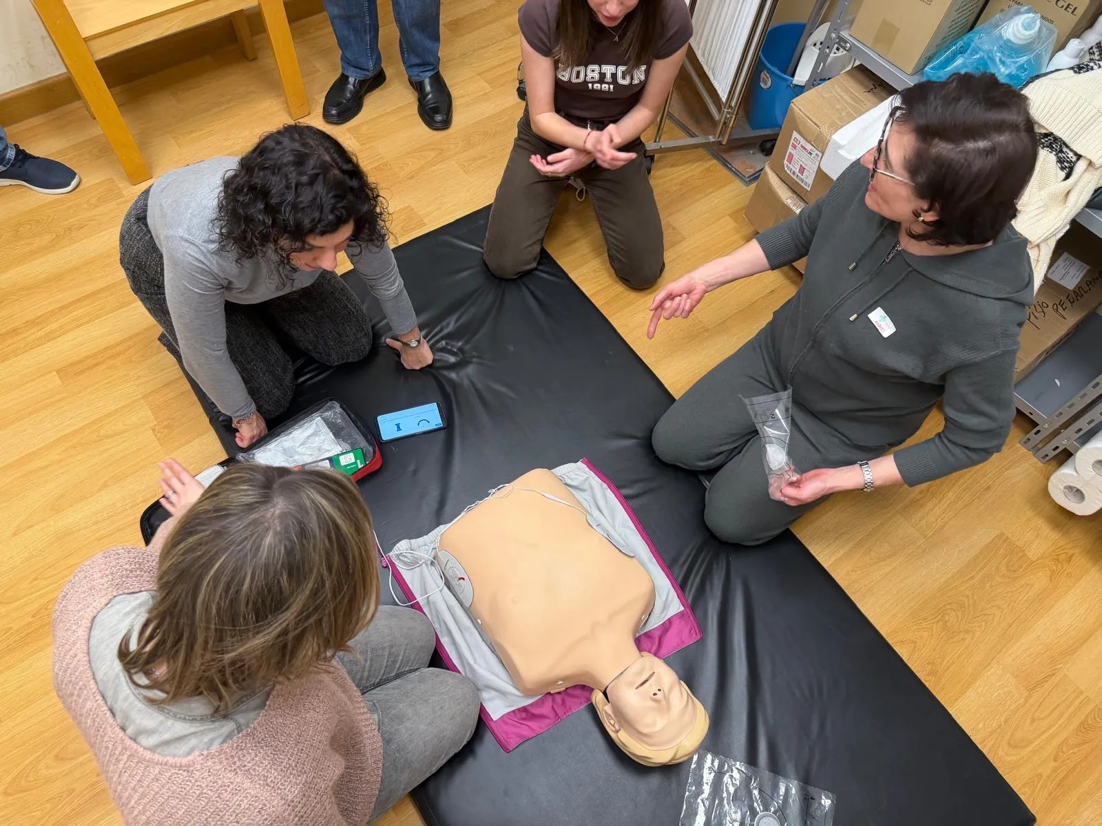 Foto 10 - Aprender a salvar vidas: objetivo de los talleres gratuitos de RCP y atragantamiento ofrecidos por el Centro de Salud