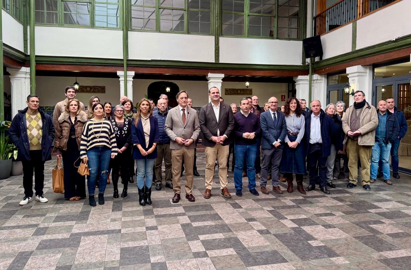 Carbayo contrapone la propaganda a la estabilidad, la eficacia y la gestión del Partido Popular, poniendo a Peñaranda y su comarca como ejemplo de compromiso