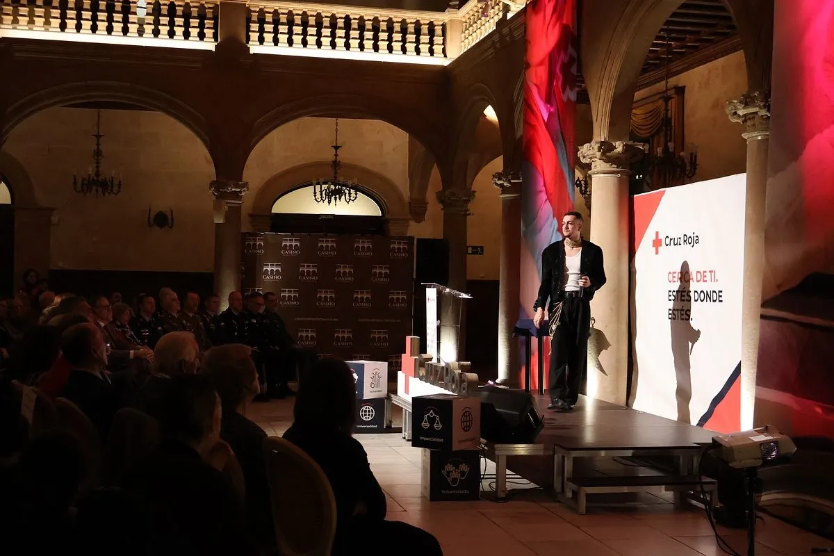 Foto 8 - Cruz Roja premia a los alumnos de Ciudad Rodrigo que ayudaron tras la DANA en Valencia