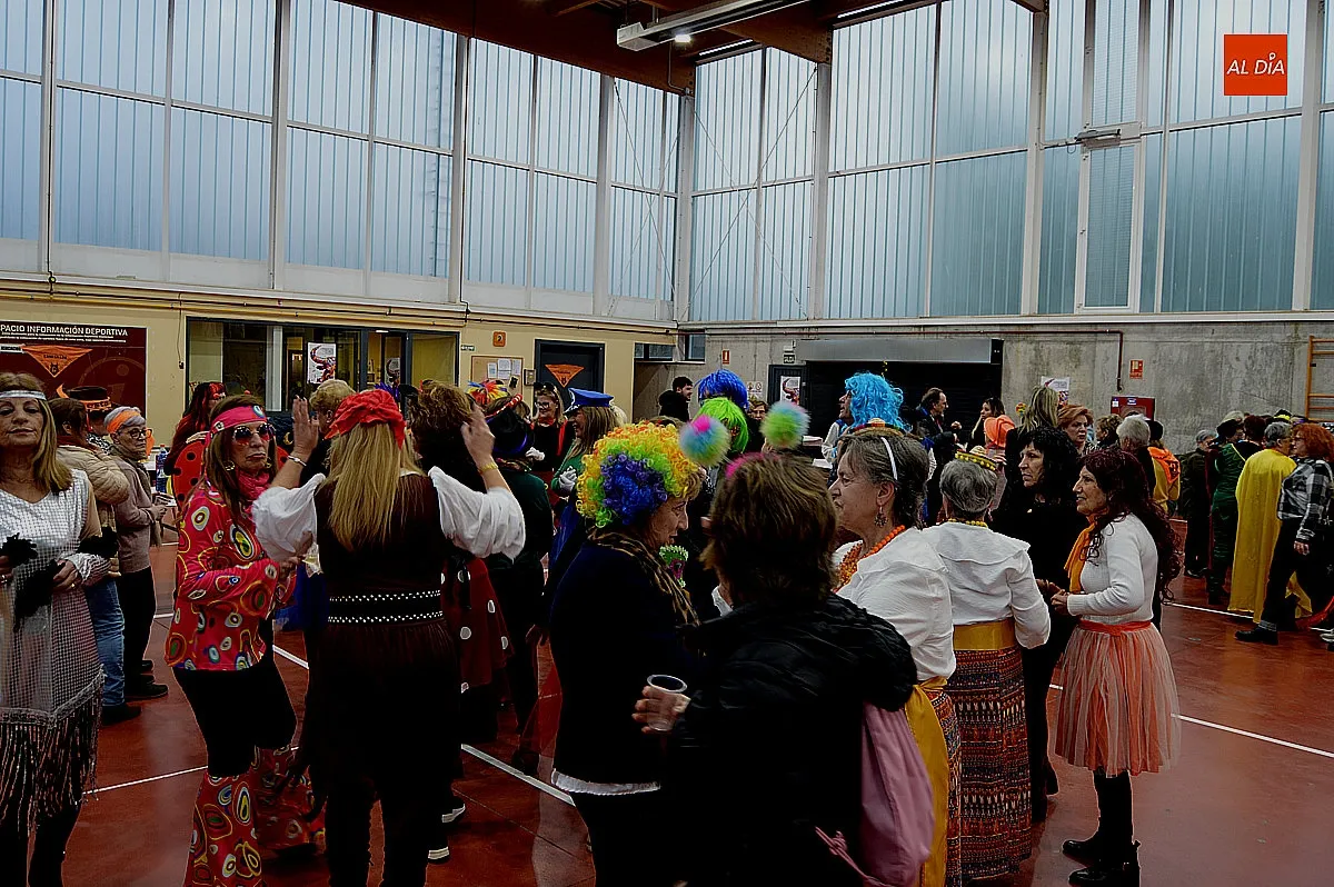Asociación Amanecer fiesta de carnaval 
