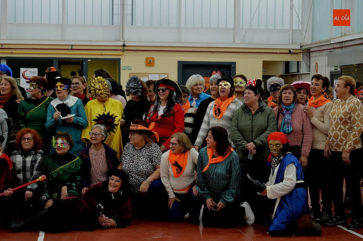 Asociación Amanecer fiesta de carnaval 
