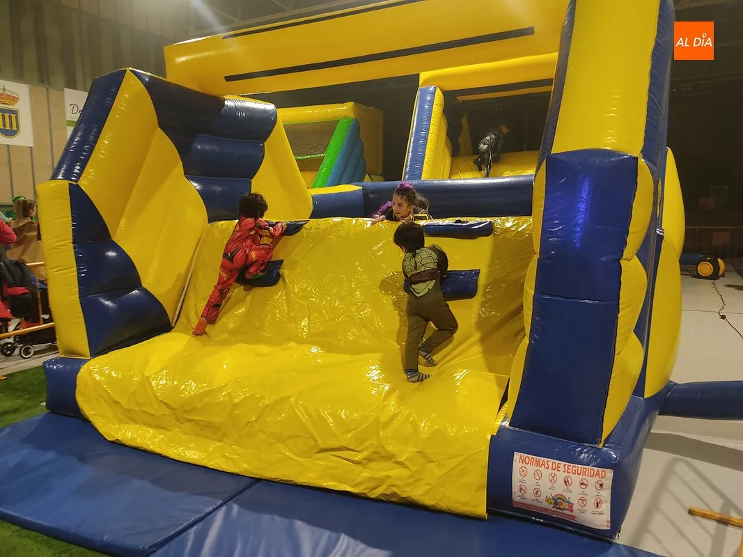 Baile infantil de disfraces 