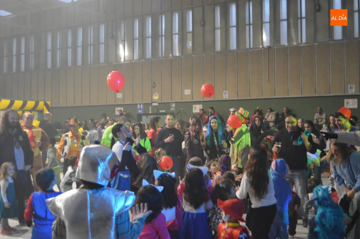 Baile infantil de disfraces 