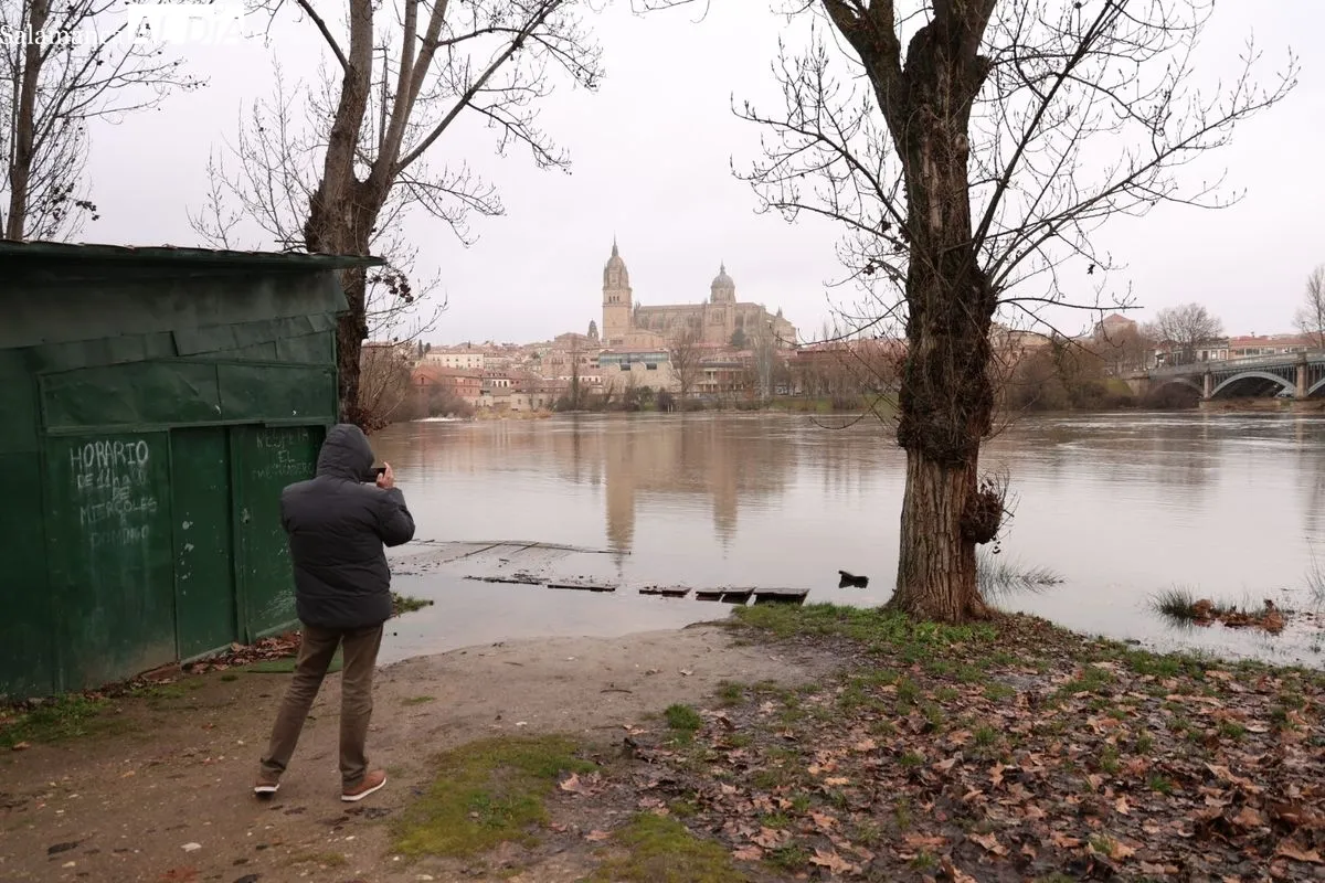 Crecida del río Tormes a su paso por Salamanca | Fotos: David Sañudo