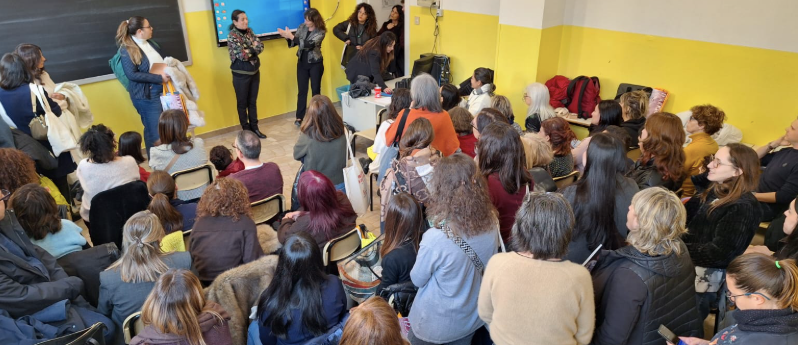 Salamanca promociona su español en Bolonia ante 70 docentes