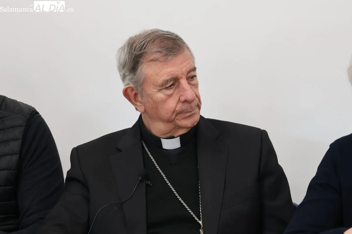 La Diócesis de Salamanca inaugura el Centro de Escucha en la carretera de la Fregeneda. Foto de David Sañudo