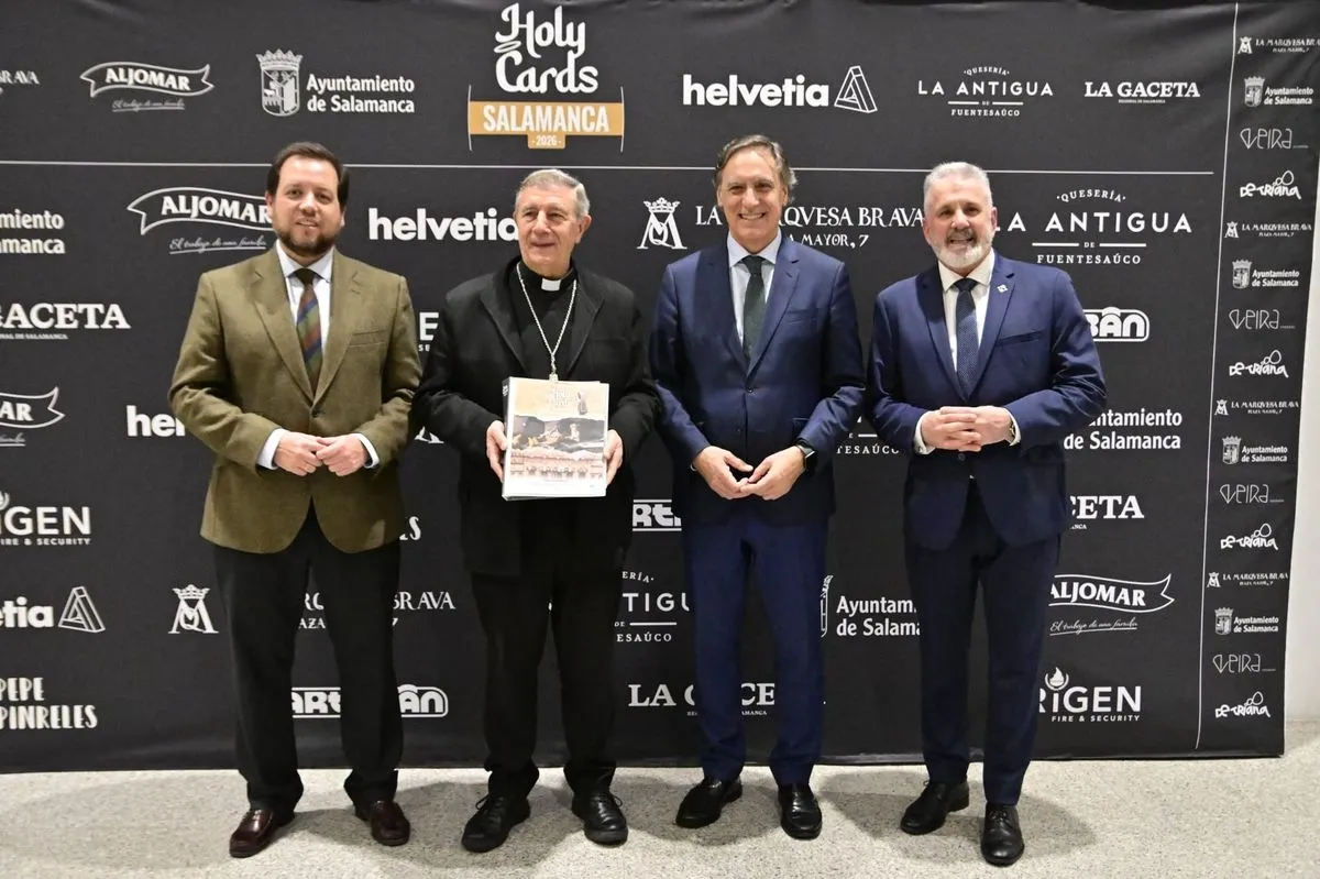 Foto 10 - FOTOS | La Semana Santa de Salamanca se convierte en la primera fuera de Andaluc&iacute;a en tener su propia colecci&oacute;n de cromos