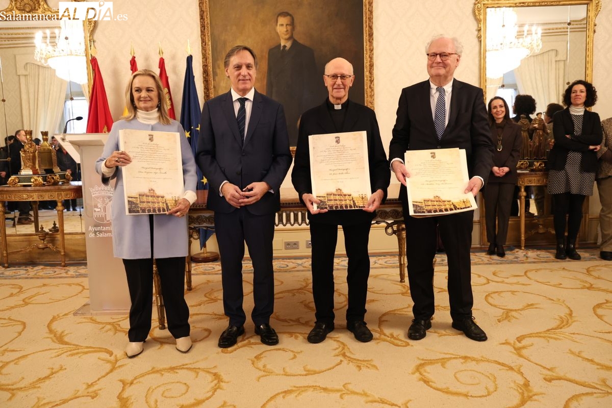 Tres referentes de la Escuela de Salamanca, distinguidos