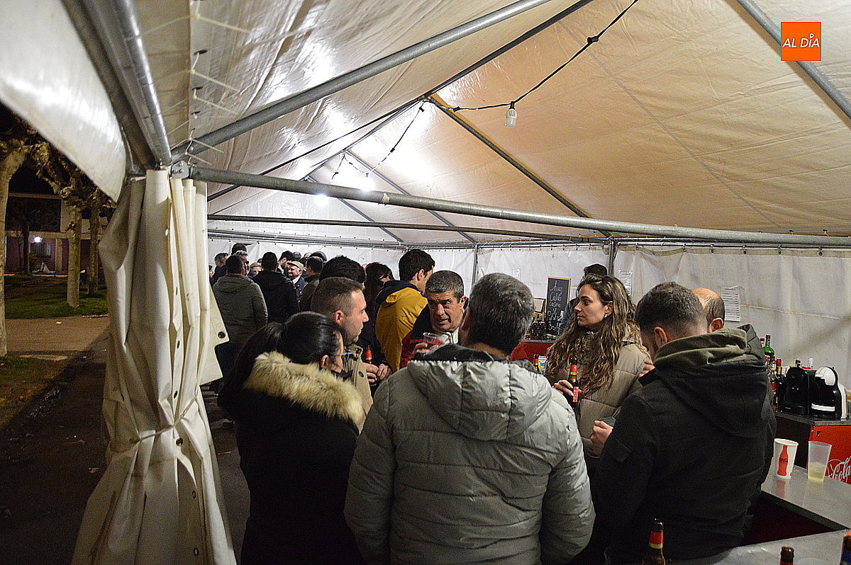 El ambiente festivo popular despide las festividades en honor a San Blas en Sanjuanejo