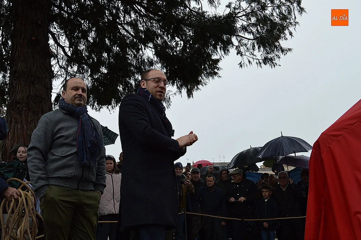 Presentación del monumento en honor al carnaval del Toro 