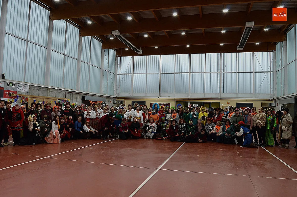 Asociación Amanecer fiesta de carnaval 