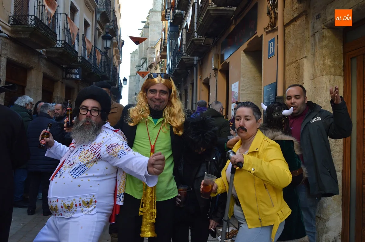 Ambiente del sábado de carnaval por la tarde 
