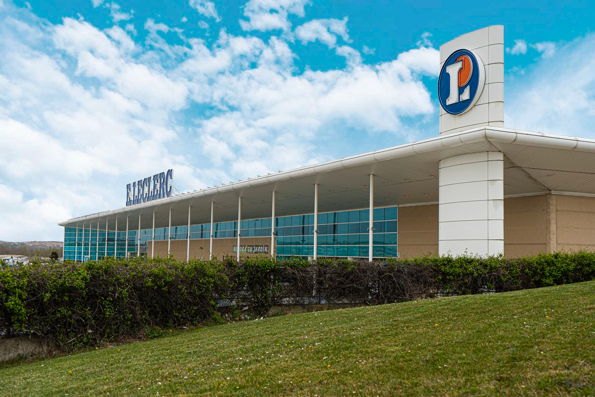 E.Leclerc Salamanca recibe el Sello Empresa Solidaria en su 25 aniversario