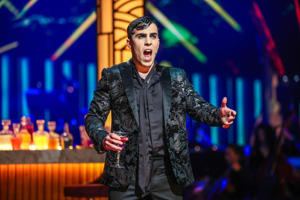 Esaú Pérez, el tenor salmantino que cambió el rock por la ópera y conquistó TVE antes de su regreso a casa: Es un mundo duro pero la pasión lo suple todo