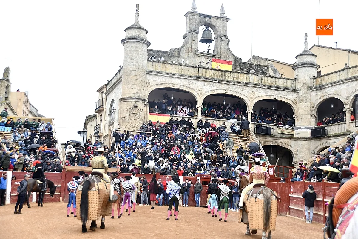 Fetival picadores carnaval del Toro lunes carnaval
